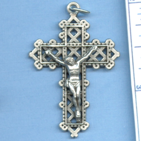 latticework crucifix
